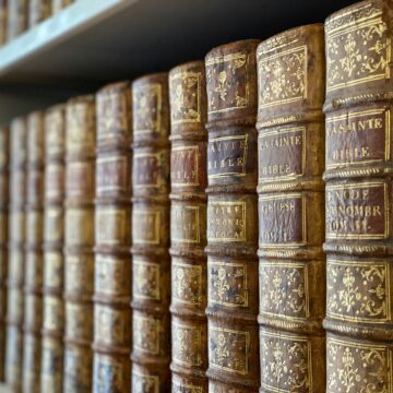 Tongues of Fire: Hillsdale needs a Biblical Languages minor