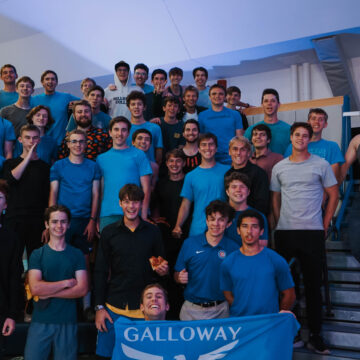 Simpson three-peats in homecoming