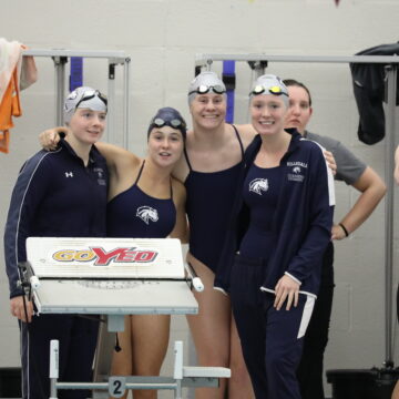 Swimmers dive into new season