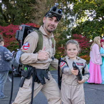 SAAC hosts annual Trunk-or-Treat event