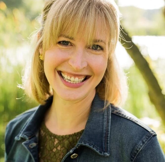 QUICK HITS with Rebekah Bollen