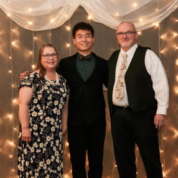 Charlie Cheng: life asks the questions, film gives the answers