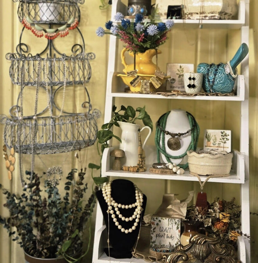 New jewelry store offers vintage, handmade accessories