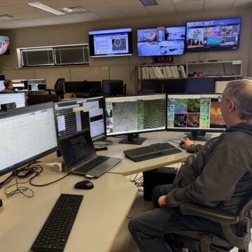 Who sends winter storm warnings?