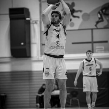 Joe Reuter finds basketball success in Luxembourg