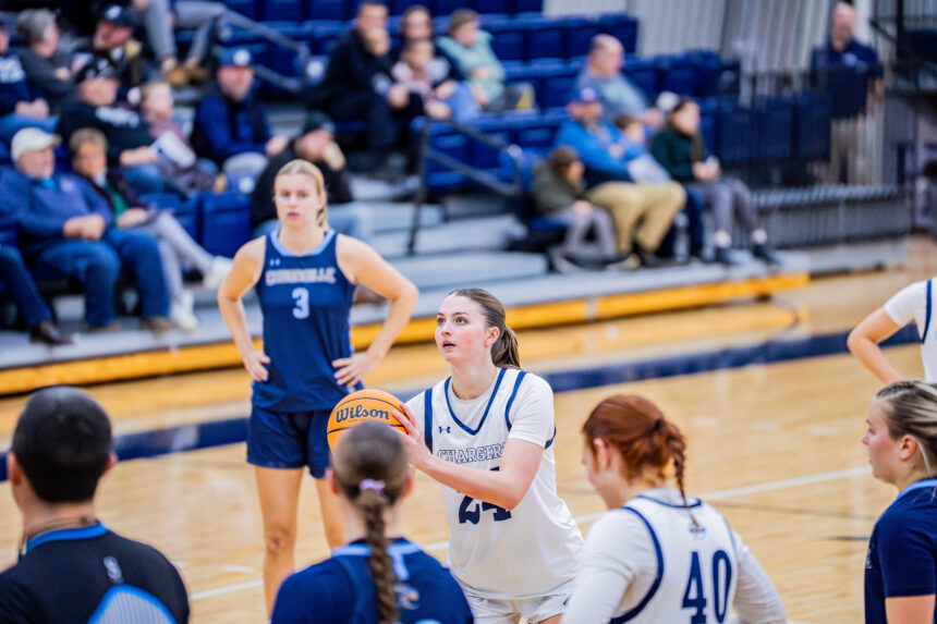 Chargers split on road as conference play nears end