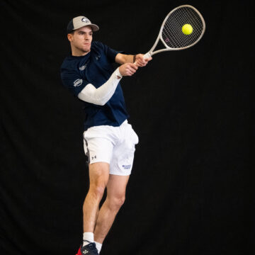 Cretu and Hammond carry despite loss