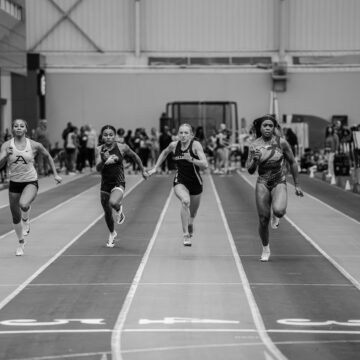 Teams eye conference title after weekend of personal bests