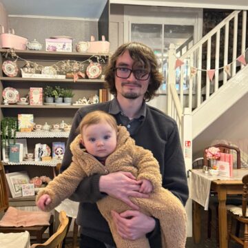 This new Hillsdale prof is a British banjo player –– and he teaches math