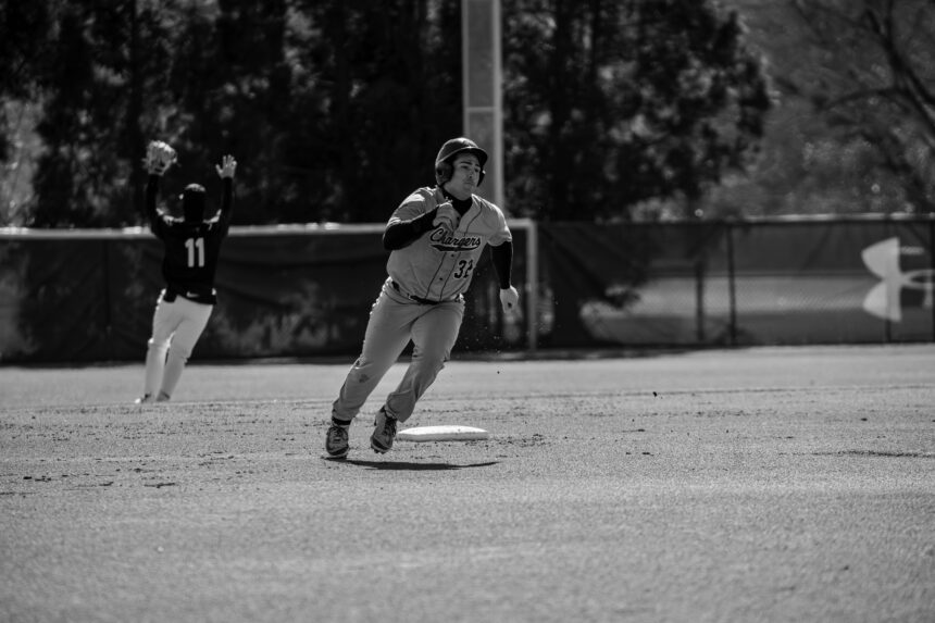 Two late-game rallies secure wins