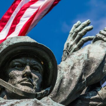 The WWII soldier deserves a statue