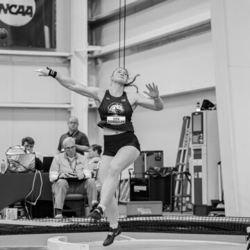 Indoor track and field scores two national titles