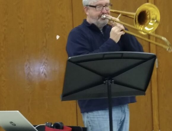 63EBF0CD-5B3D-4BDA-B019-38746077BB66_1_201_a High school band teacher wins Artist of the Year award