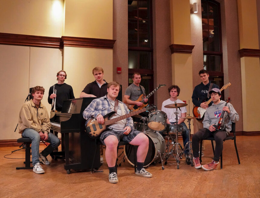 ‘All Aboard!’: Meet the members of Runaround