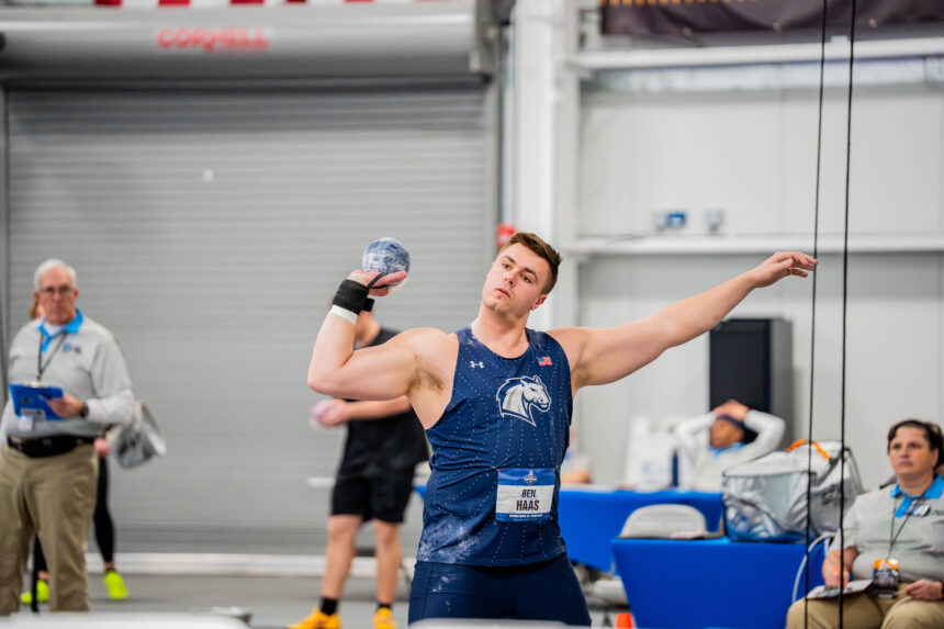 Outdoor season opens with 4×100 school record