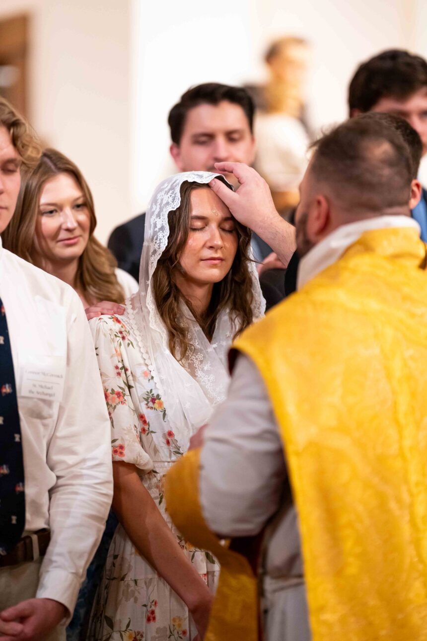 Saint Anthony’s welcomes most converts in 25 years