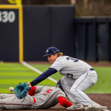 Northwood bests Hillsdale in 3 of 4